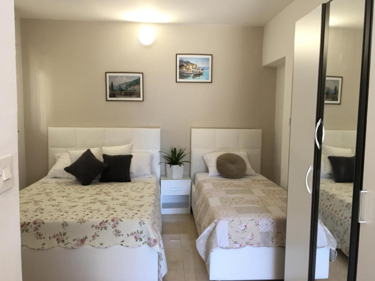 Apartment Vesna Подаца Екстер'єр фото