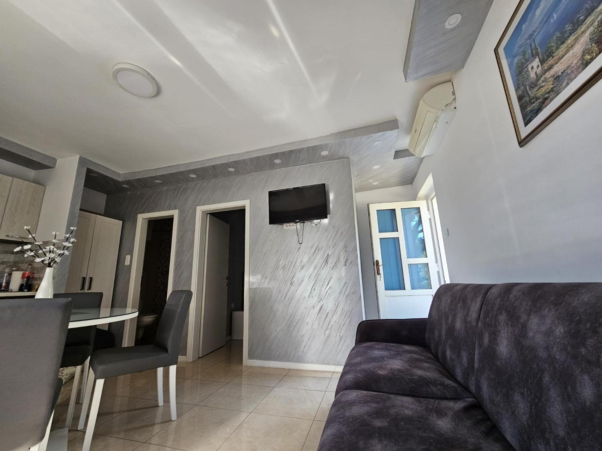 Apartment Vesna Подаца Екстер'єр фото